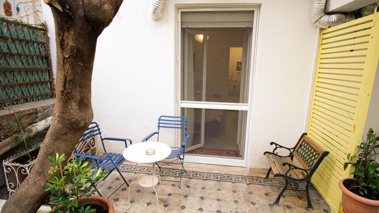 Quiet And Central Flat With Private Backyard Garden Athen Exterior foto